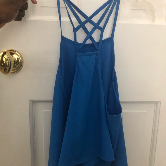 hollister tanks - two - Picture 3 of 7